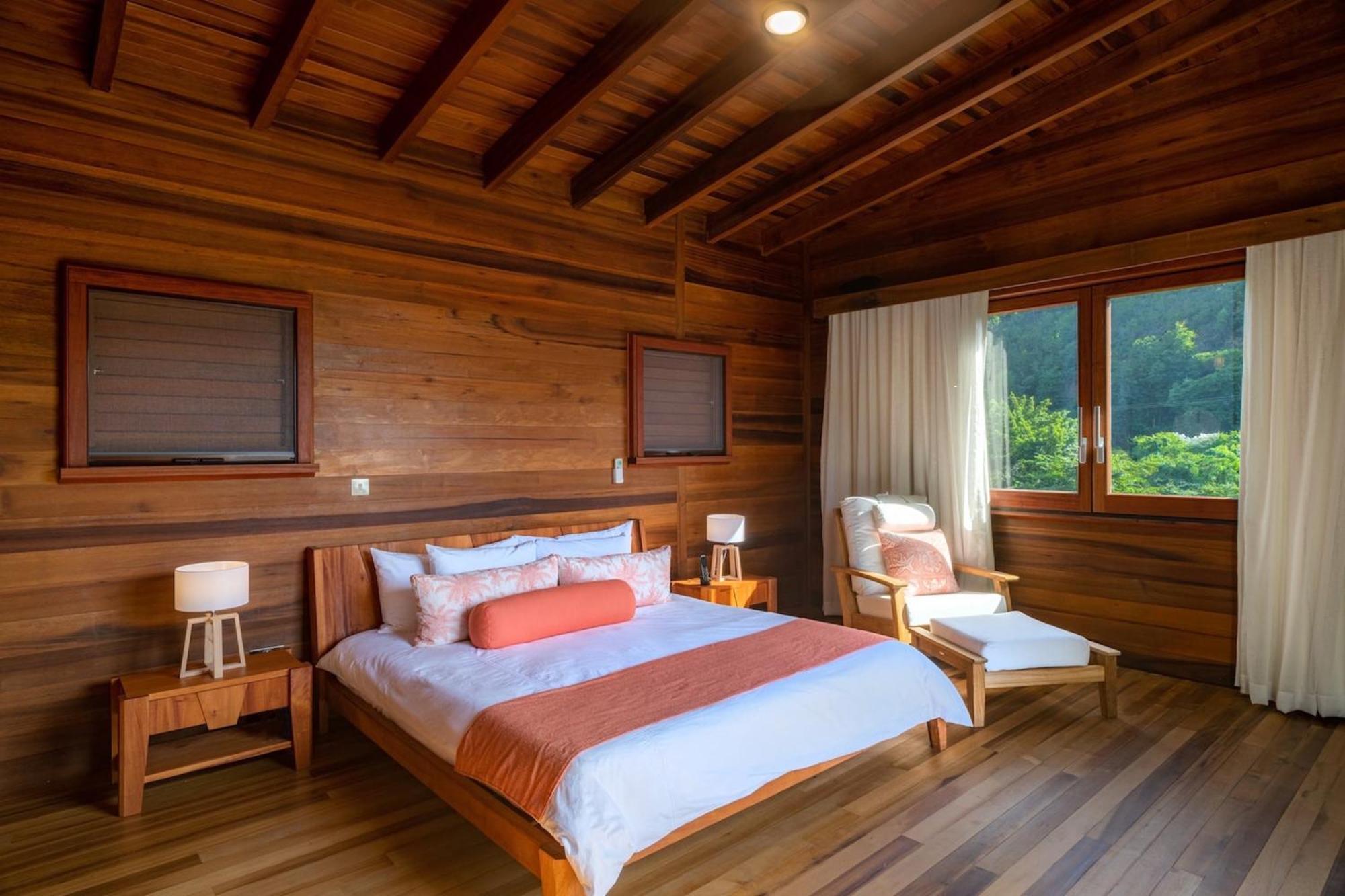 Hotel Secret Bay Portsmouth Zewnętrze zdjęcie
